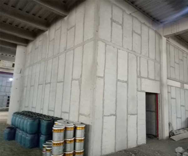 华晟建材承接安装 德州聚苯颗粒隔墙板施工
